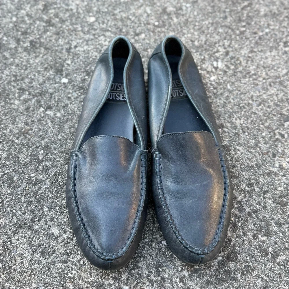 Mootsies Tootsies Black Leather Slip-On Loafers women’s size 8